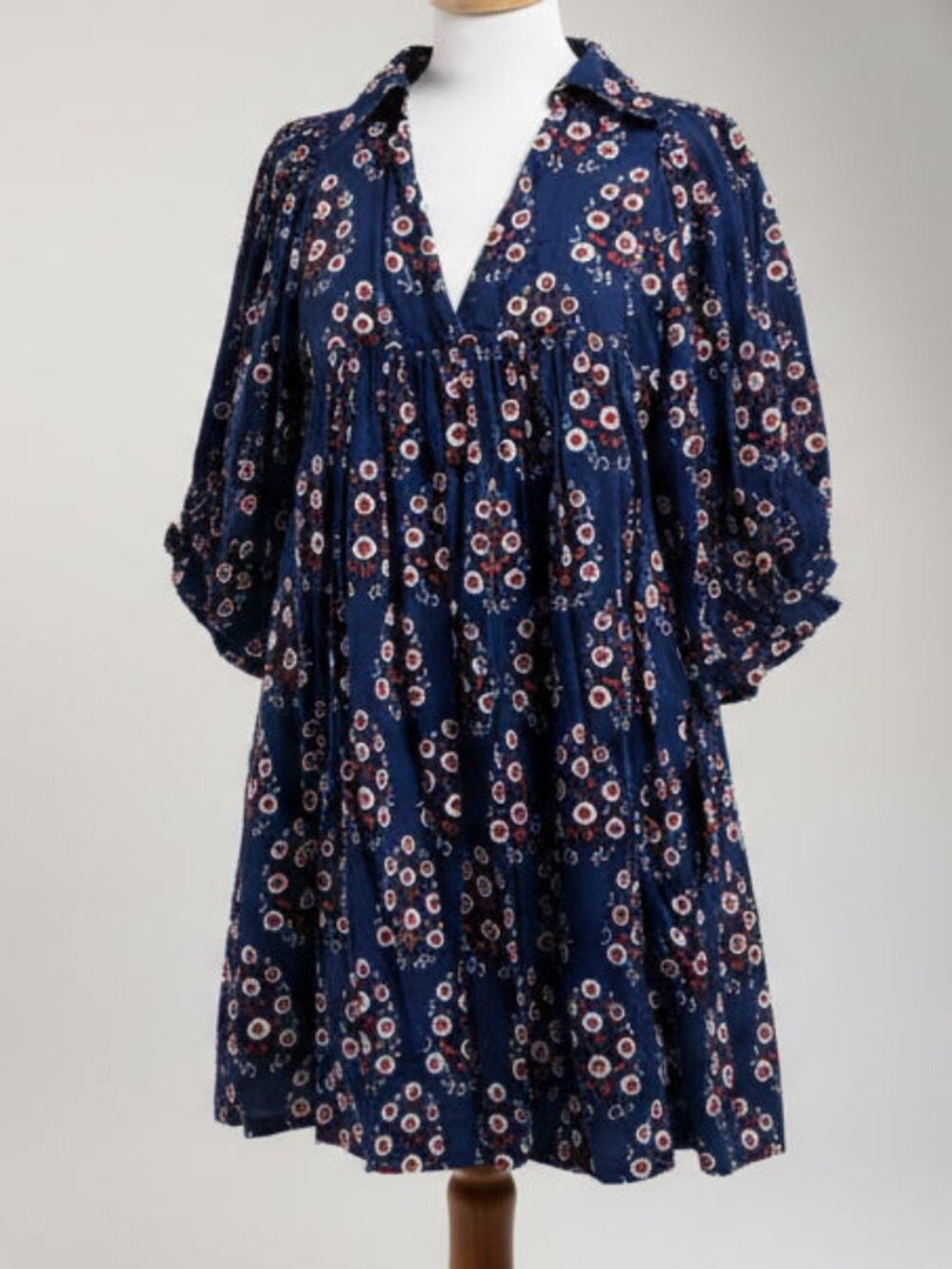 Saule Parc navy and red floral dress, size M